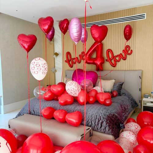 Red Hearts Love Bomb